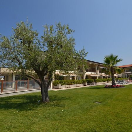 Residence La Magnolia - Aparments Lazise Buitenkant foto